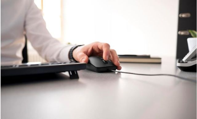 Mouse CHERRY MC 1000 con Cable negro