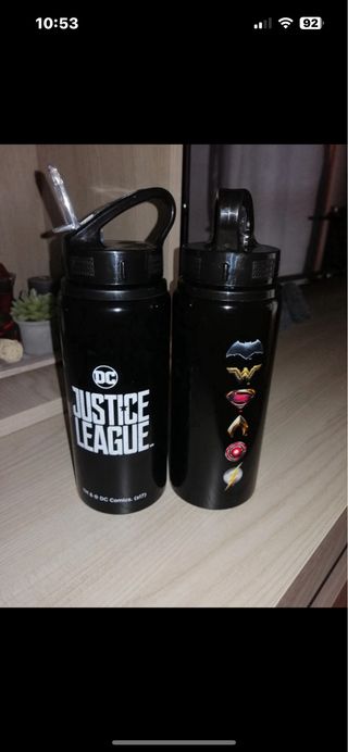 Borraccia justice league