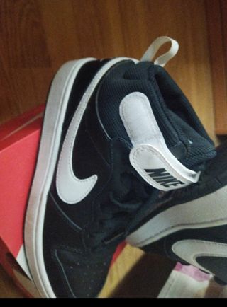 Nike court Borought mid 2