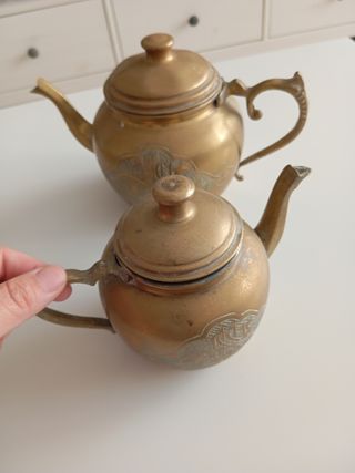 Set di teiere antiche