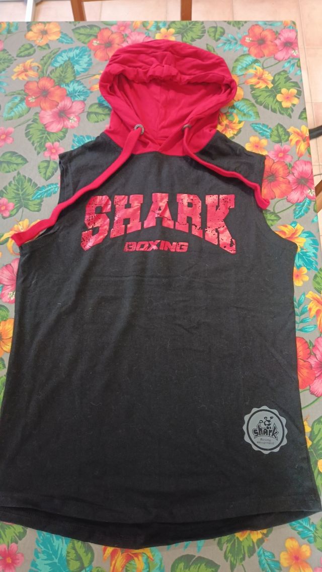 2 camisetas sharkboxing