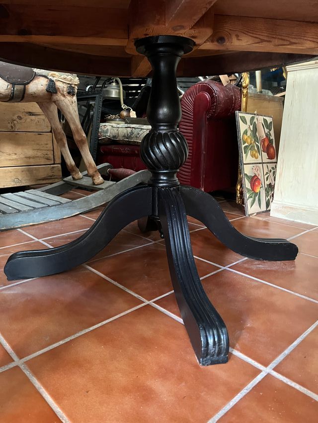 Mesa de comedor negra, D120cm,  alto 77 cm