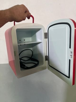 Mini nevera