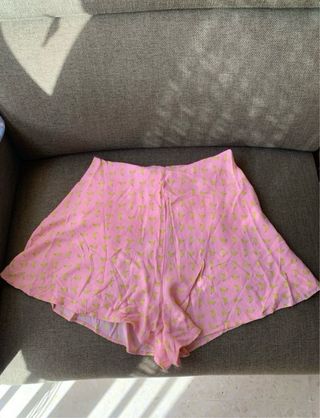 Mono corto rosa de Zara