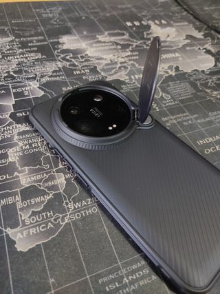 Xiaomi 14 Ultra + 4 Fundas + Cargador 90W