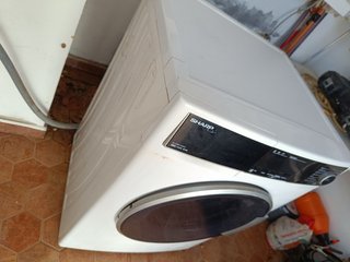 Lavadora Sharp 8k. Bombo averiado