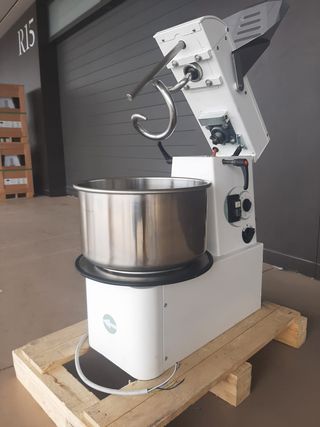 IMPASTATRICE EVO 20LT MOBILE