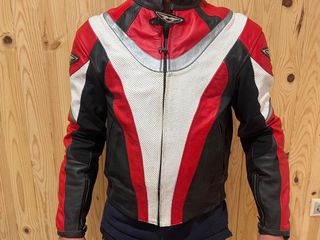 Cazadora motera hombre