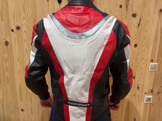 Cazadora motera hombre