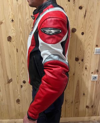 Cazadora motera hombre