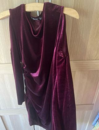 VESTIDO TERCIOPELO GRANATE