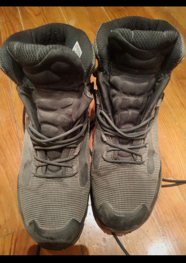 Botas de Monte Salomón T42 GoteTex