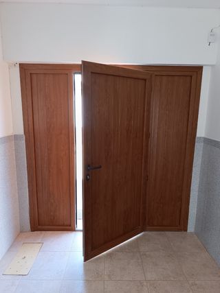 Puerta de cochera / garaje