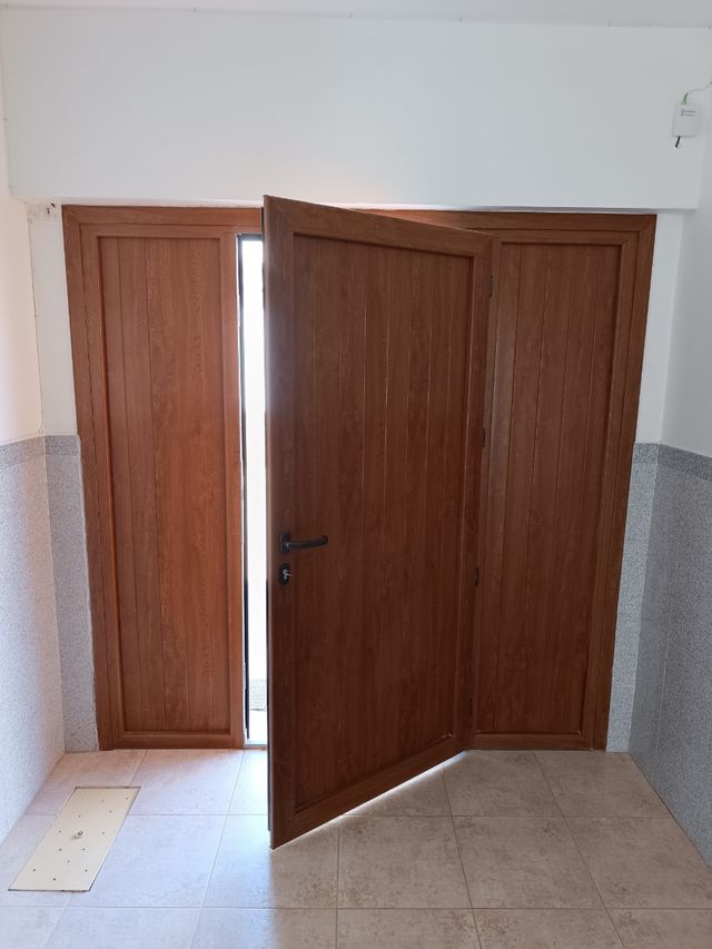 Puerta de cochera / garaje