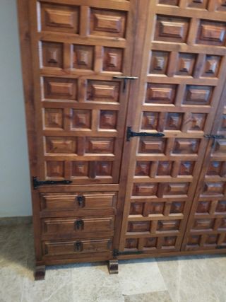 Armario castellano URGE VENTA