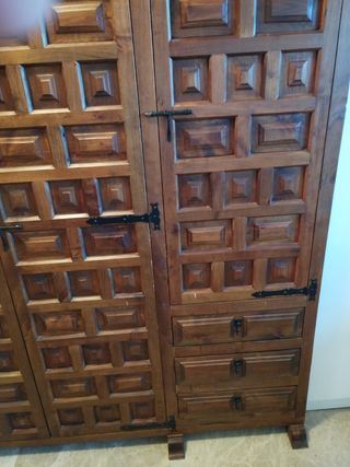 Armario castellano URGE VENTA