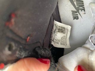 Air Jordan 1 Retro High OG Chicago “Black Toe”