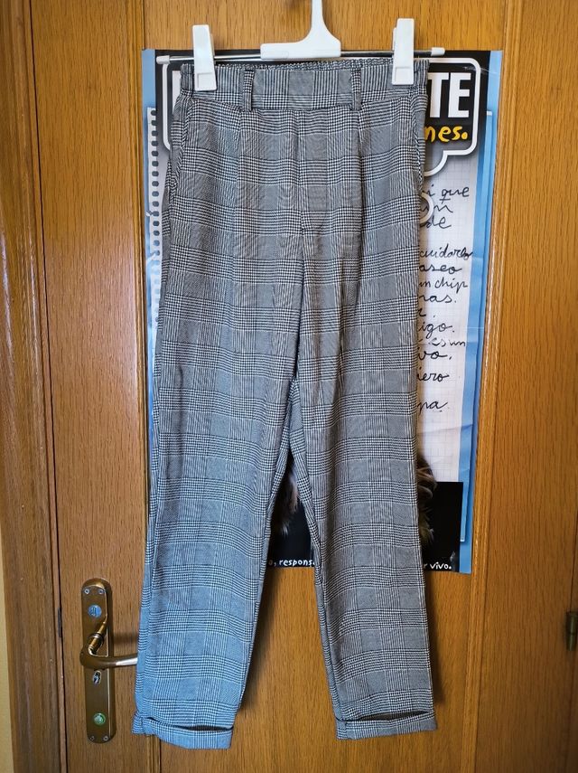 Pantalón mujer cuadros.