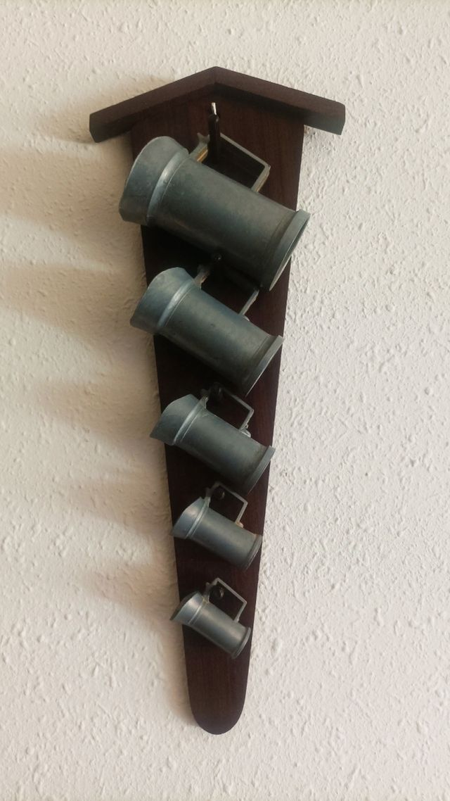 Caraffe antiche in peltro