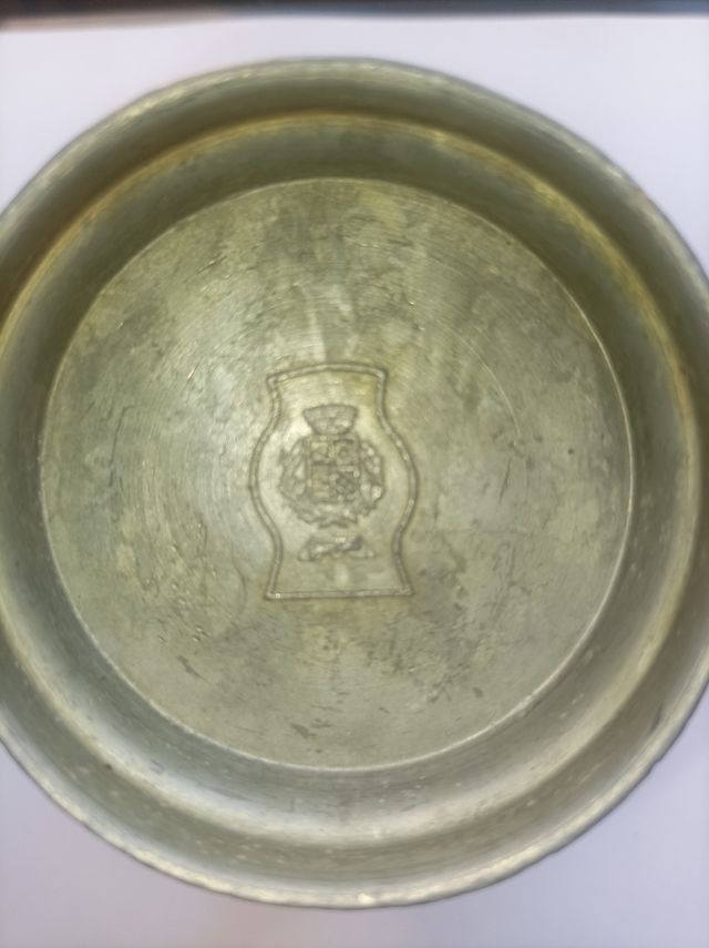 Caraffe antiche in peltro