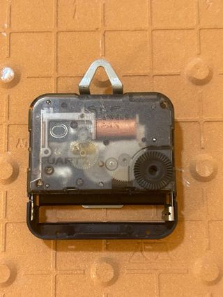 Orologio da parete di Nino Parrucca