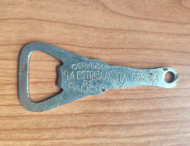 Abridor cerveza Estrella de Galicia