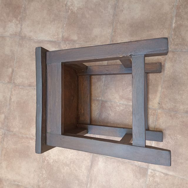 Mesa pequeña rústica madera maciza