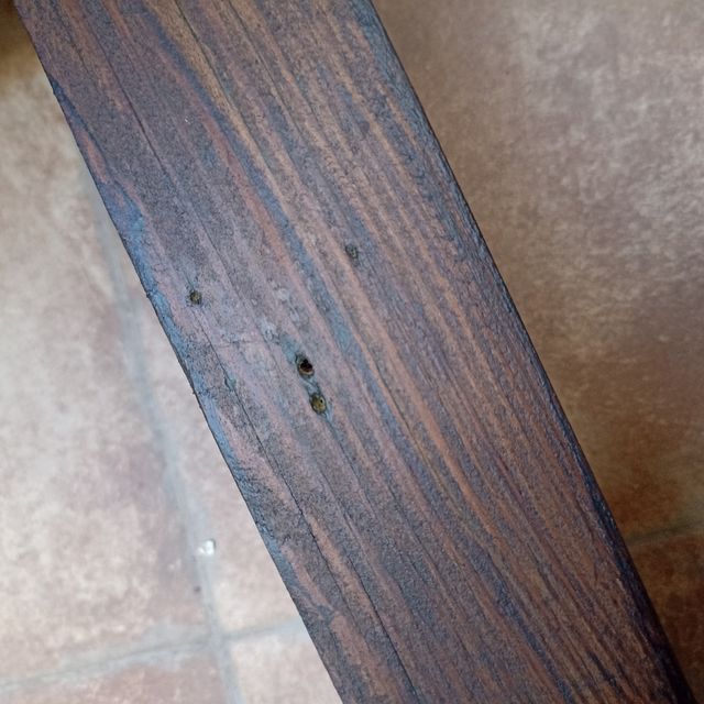 Mesa pequeña rústica madera maciza