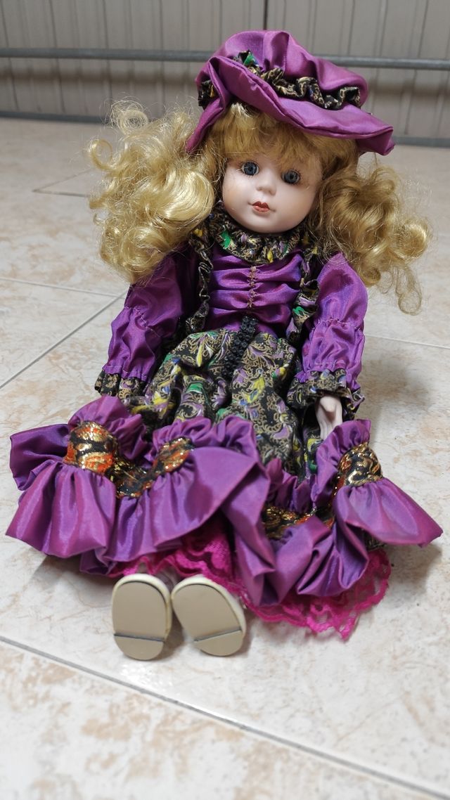 Muñeca de porcelana 