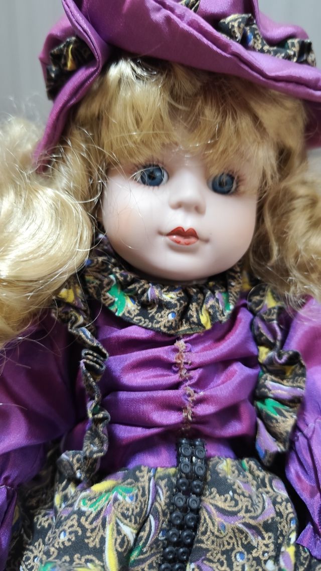 Muñeca de porcelana 