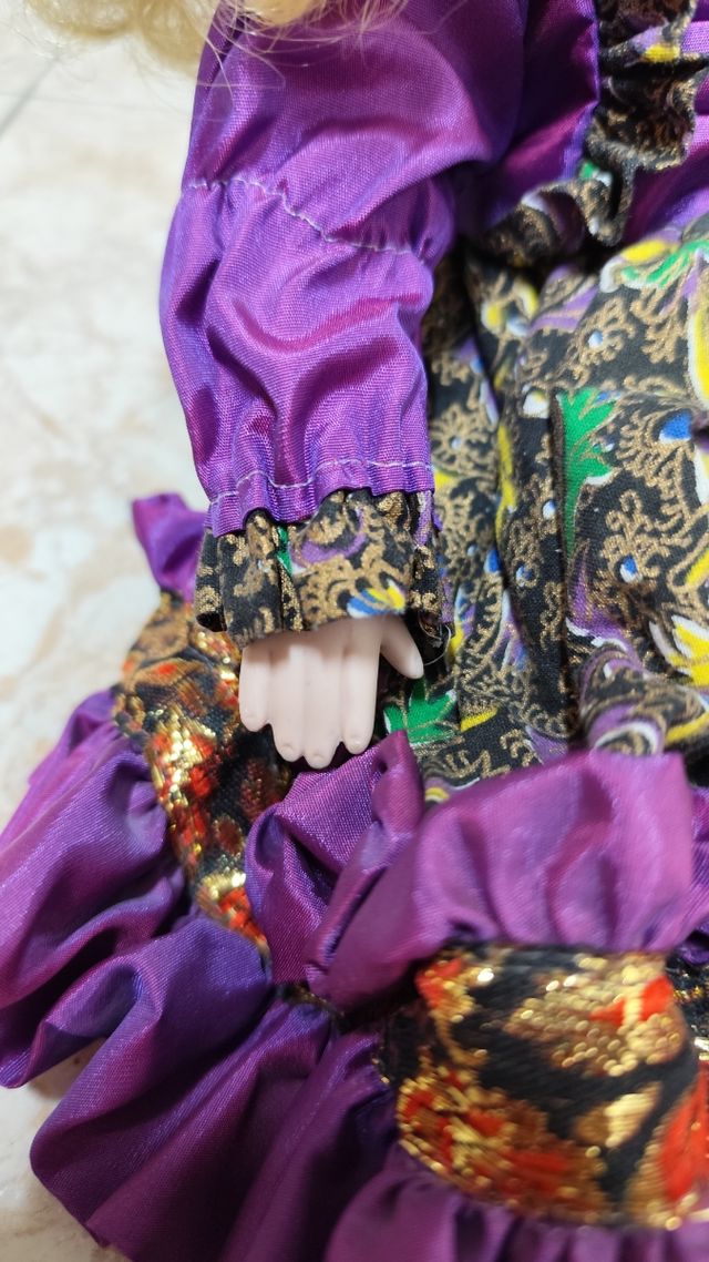 Muñeca de porcelana 