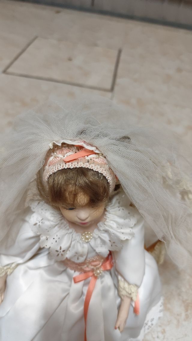 Muñeca de porcelana 