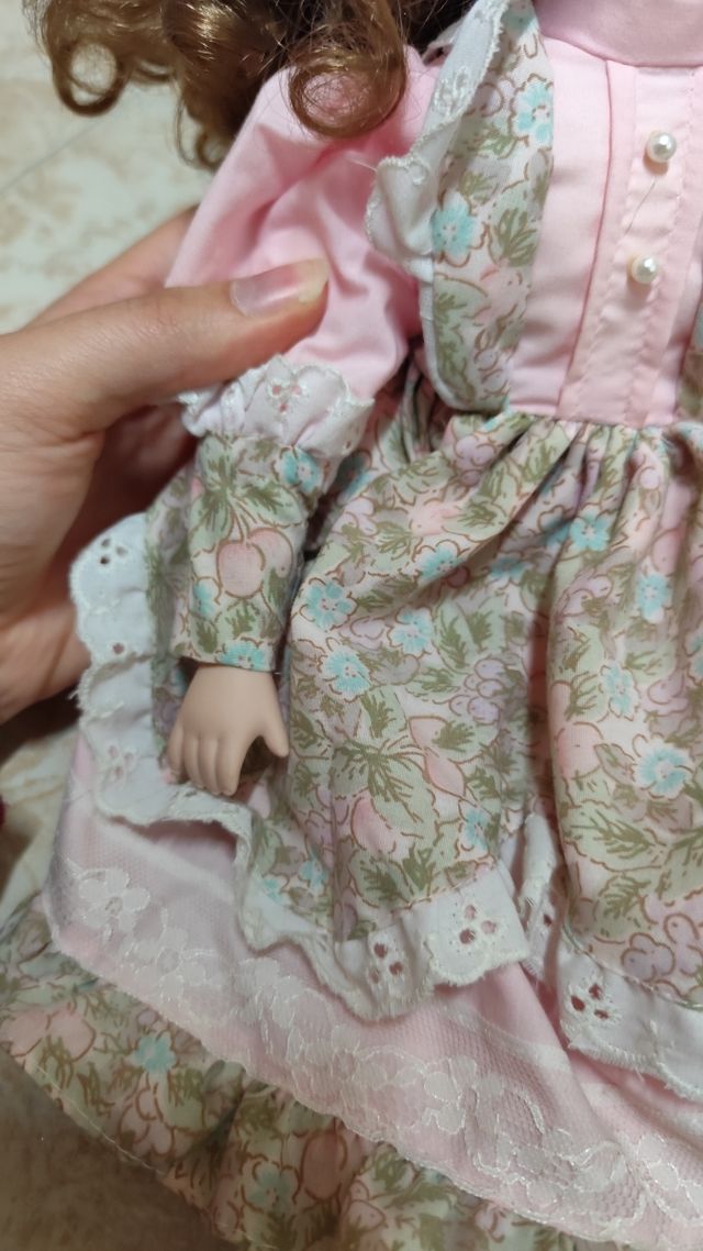 Muñeca de porcelana 