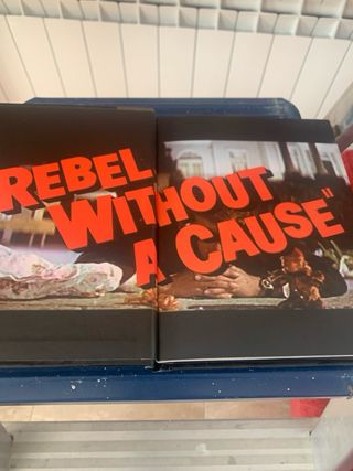 dvd con libro adjunto de peliculas antiguas