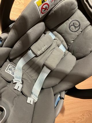 Cybex Cloud Z i-Size + Adaptadores y Fundas