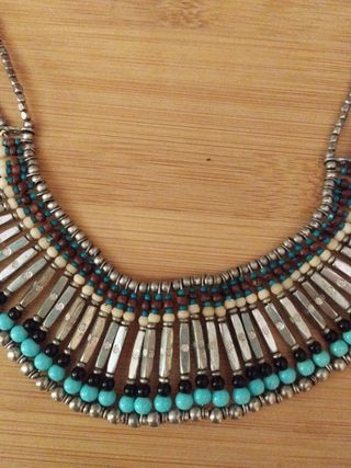 Collar étnico azules 