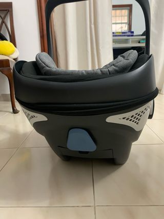 Silla de coche TucTuc Isofix. + Soporte de silla 