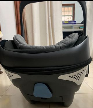 Silla de coche TucTuc Isofix. + Soporte de silla 