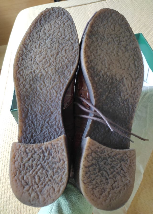 Mocasines cocodrilo-ante