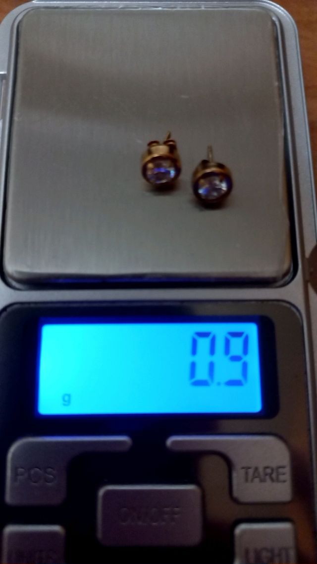 Pendientes oro 18k y zirconita