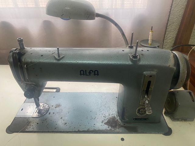 Maquina aparar para coser tira calzado