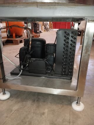 Tanque de leche 420 Litros con motor debajo!