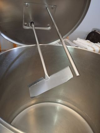 Tanque de leche 420 Litros con motor debajo!