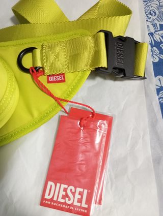 Bolso Diesel verde / amarillo flúor 
