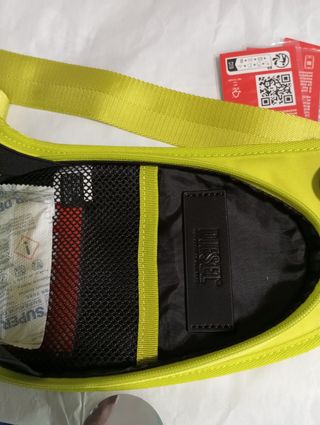 Bolso Diesel verde / amarillo flúor 