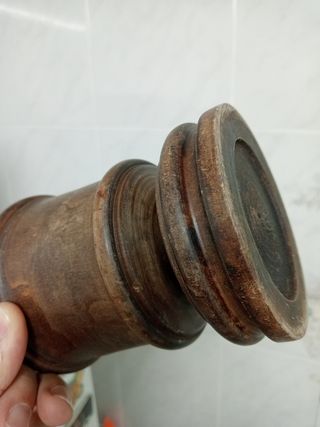 Antiguo bote o tarro de farmacia