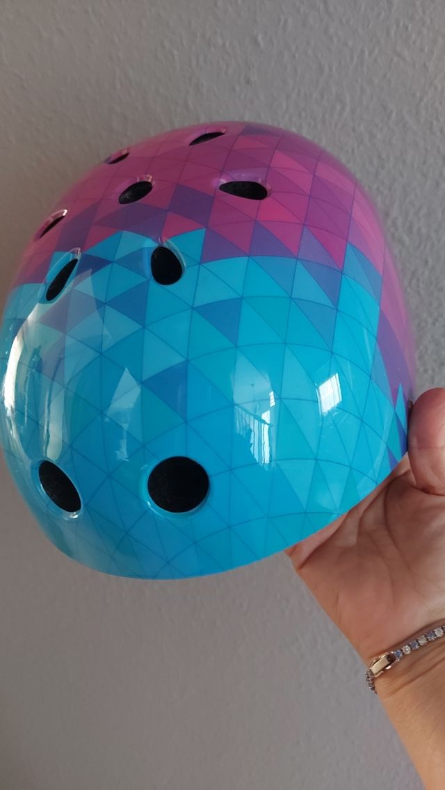 Patines , casco, protecciones y bolsa