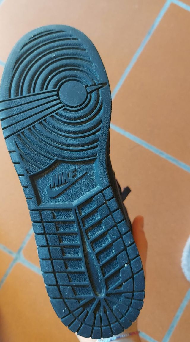 Nike air jordan 1- N.39