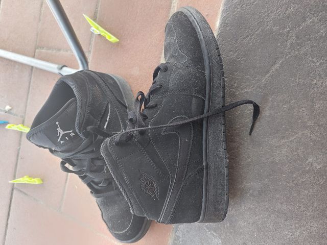 Nike air jordan 1- N.39