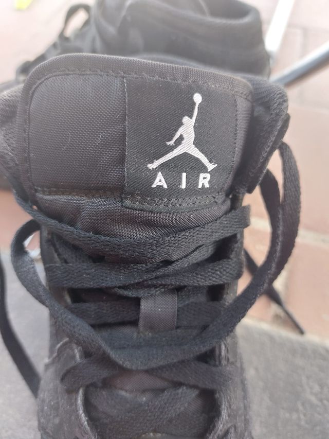 Nike air jordan 1- N.39